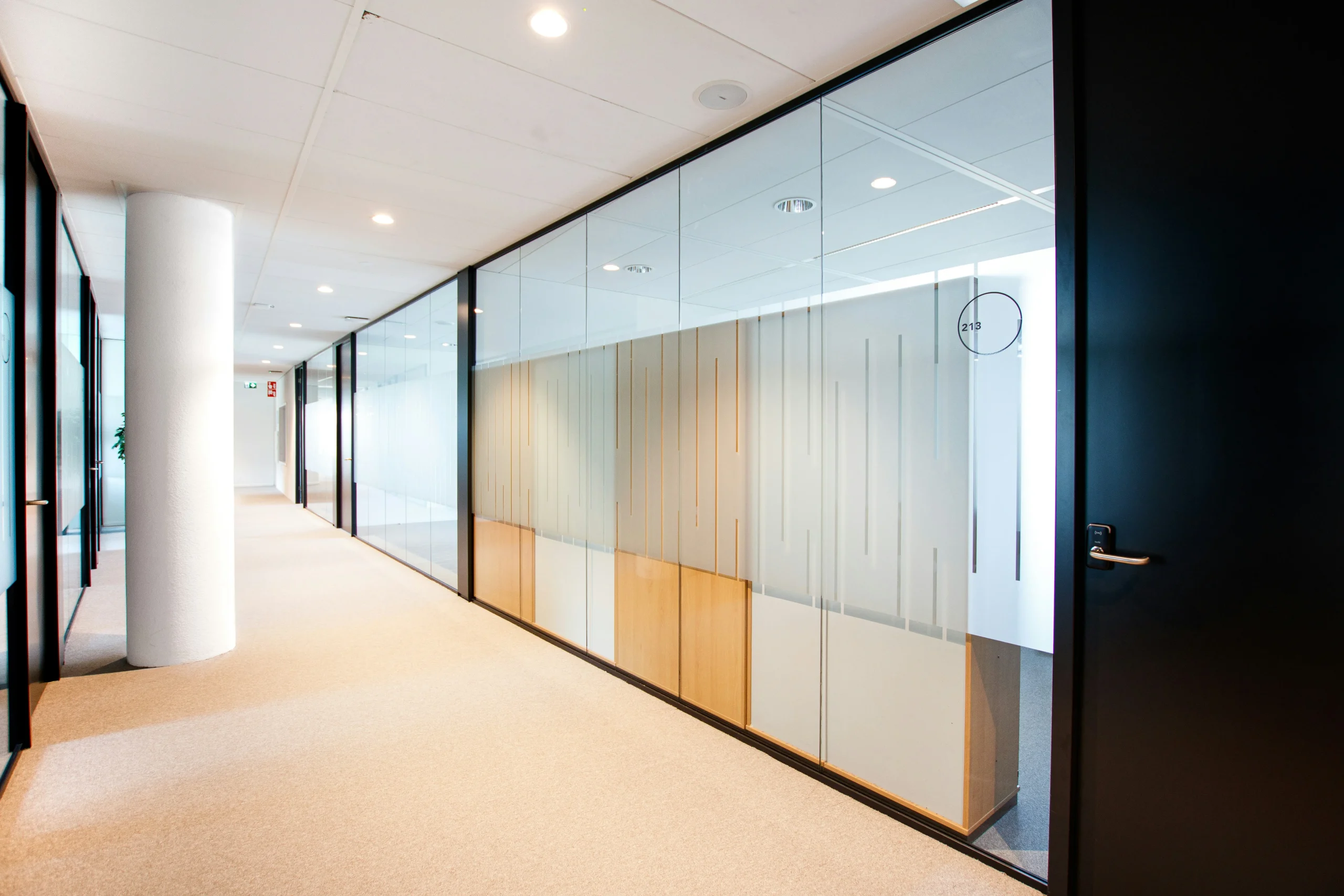 glass partition dubai (5)
